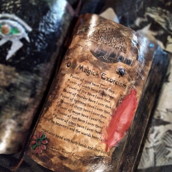 Witches grimoire and protection spell bottle..handmade - Picture 5 of 7